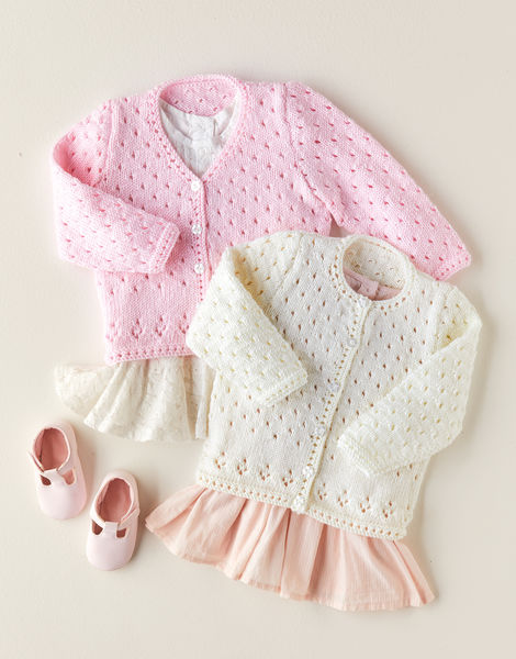 Cardigan in Snuggly Soothing