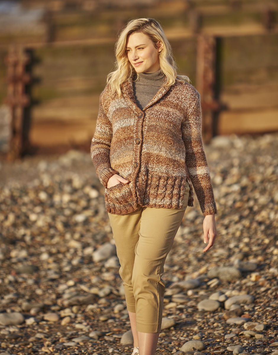 Ladies Jacket in Hayfield Bonanza Sirdar