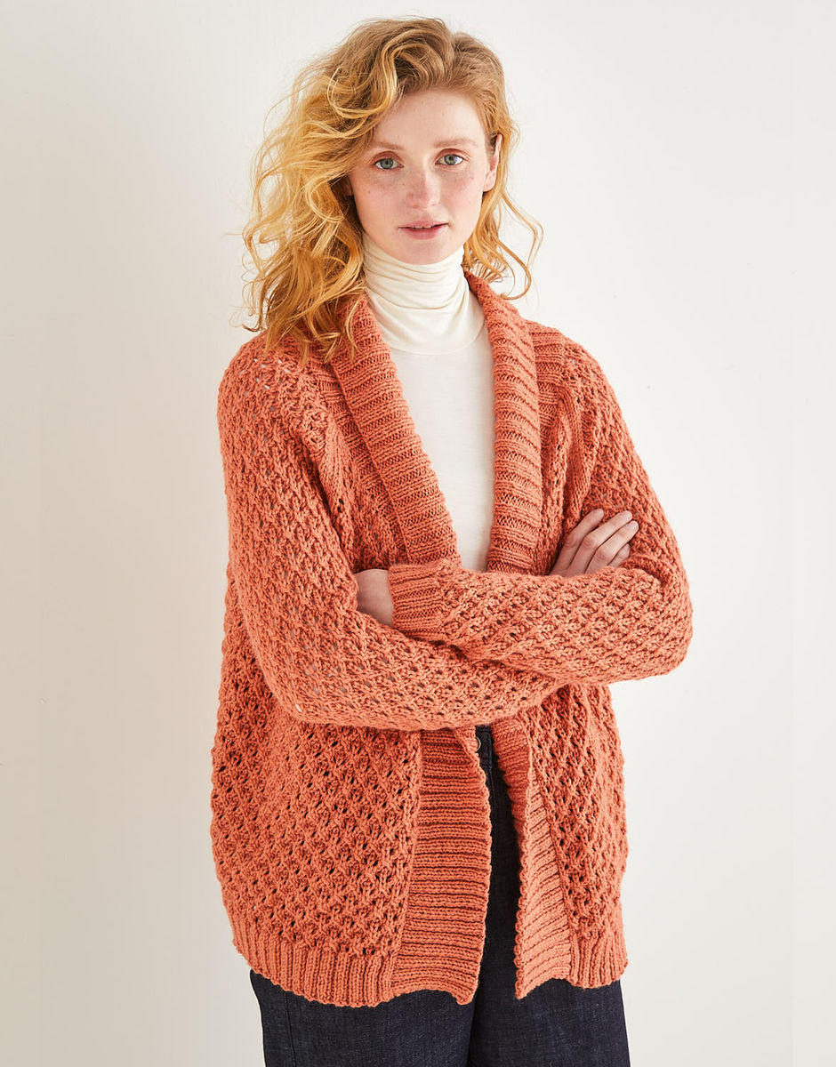 Women's Shawl Collar Cardigan in Sirdar Country Classic Worsted