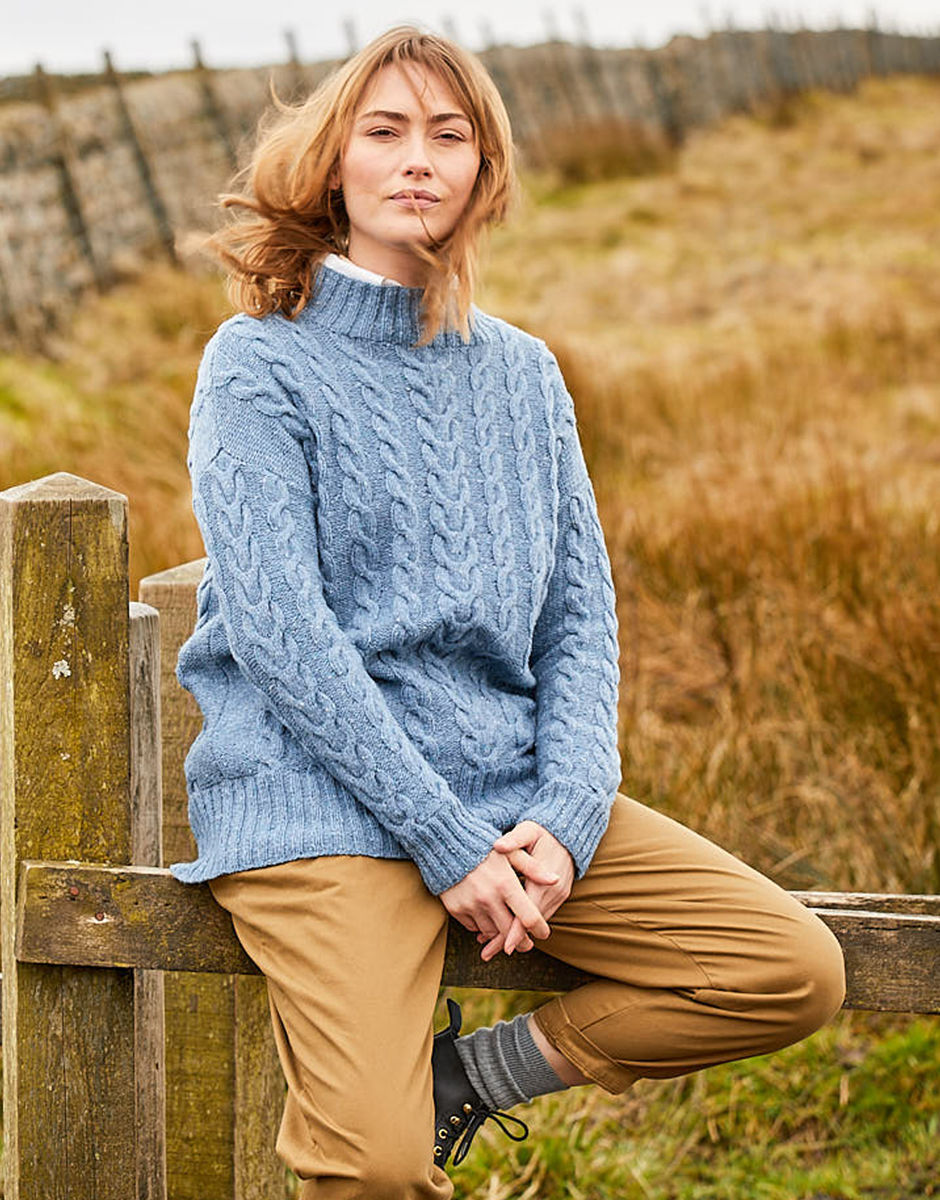 Women's All-over Cable Drop-Sleeve Sweater in Sirdar Haworth Tweed 