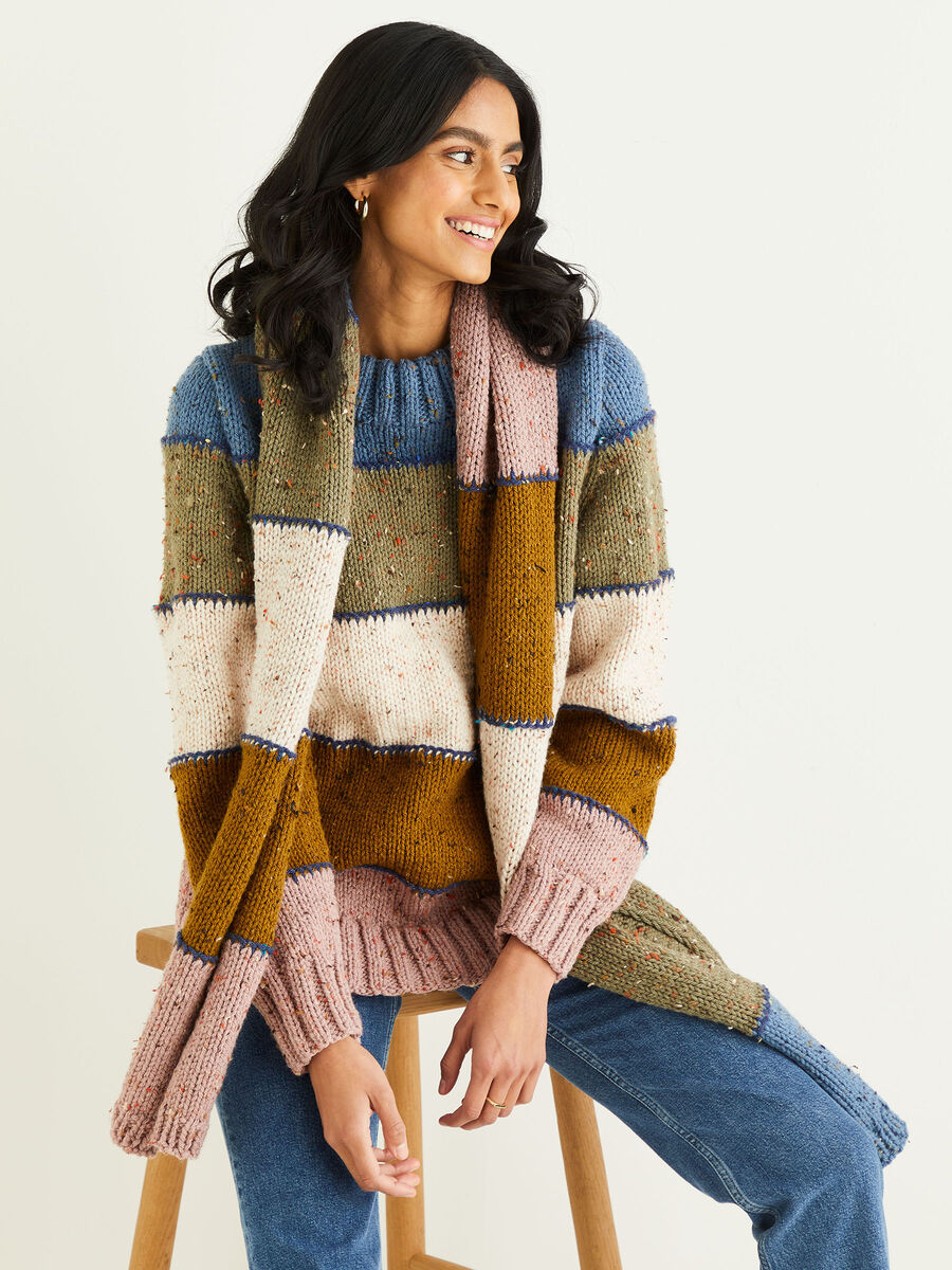 Blanket Stitch Sweater & Scarf in Hayfield Bonus Chunky Tweed | Sirdar