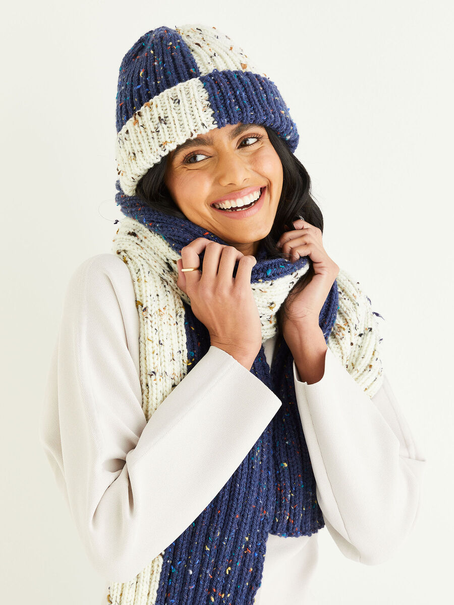 Colour Block Hat & Scarf in Hayfield Bonus Chunky Tweed | Sirdar