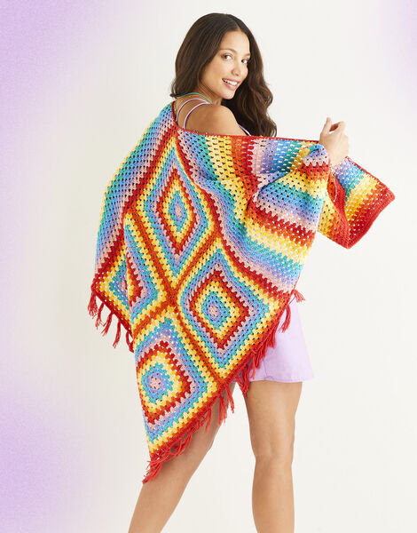 Glasto Poncho in Sirdar Stories DK