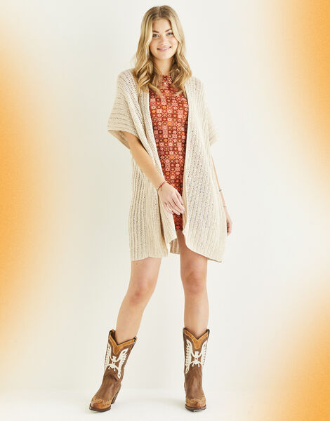 Chill Out Zone Cover Up in Sirdar Stories DK