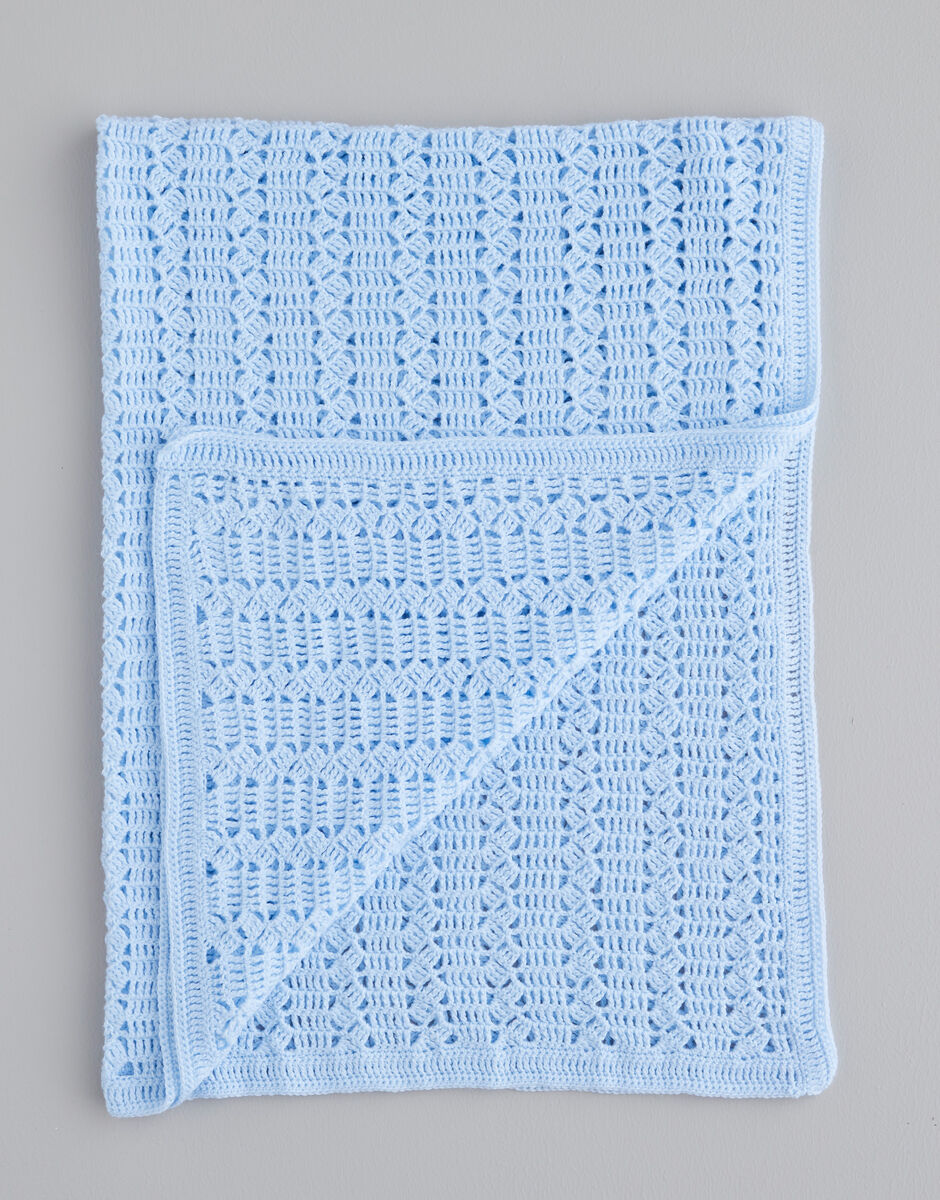 Lacy Blankets in Snuggly 3Ply Sirdar