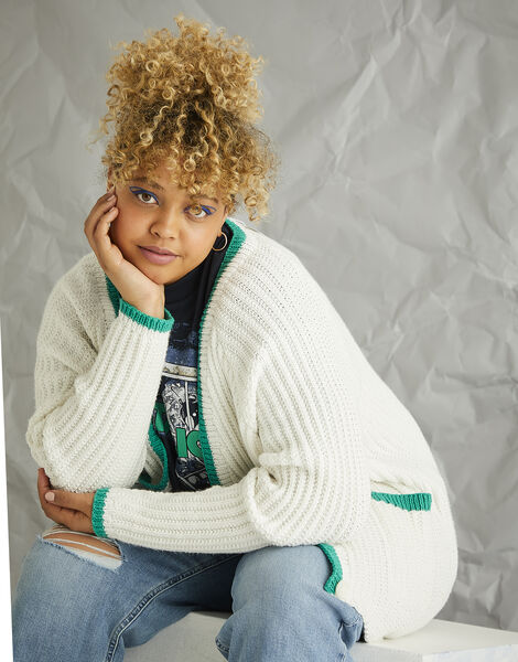 Skyscraper Cardigan In Sirdar Stories DK