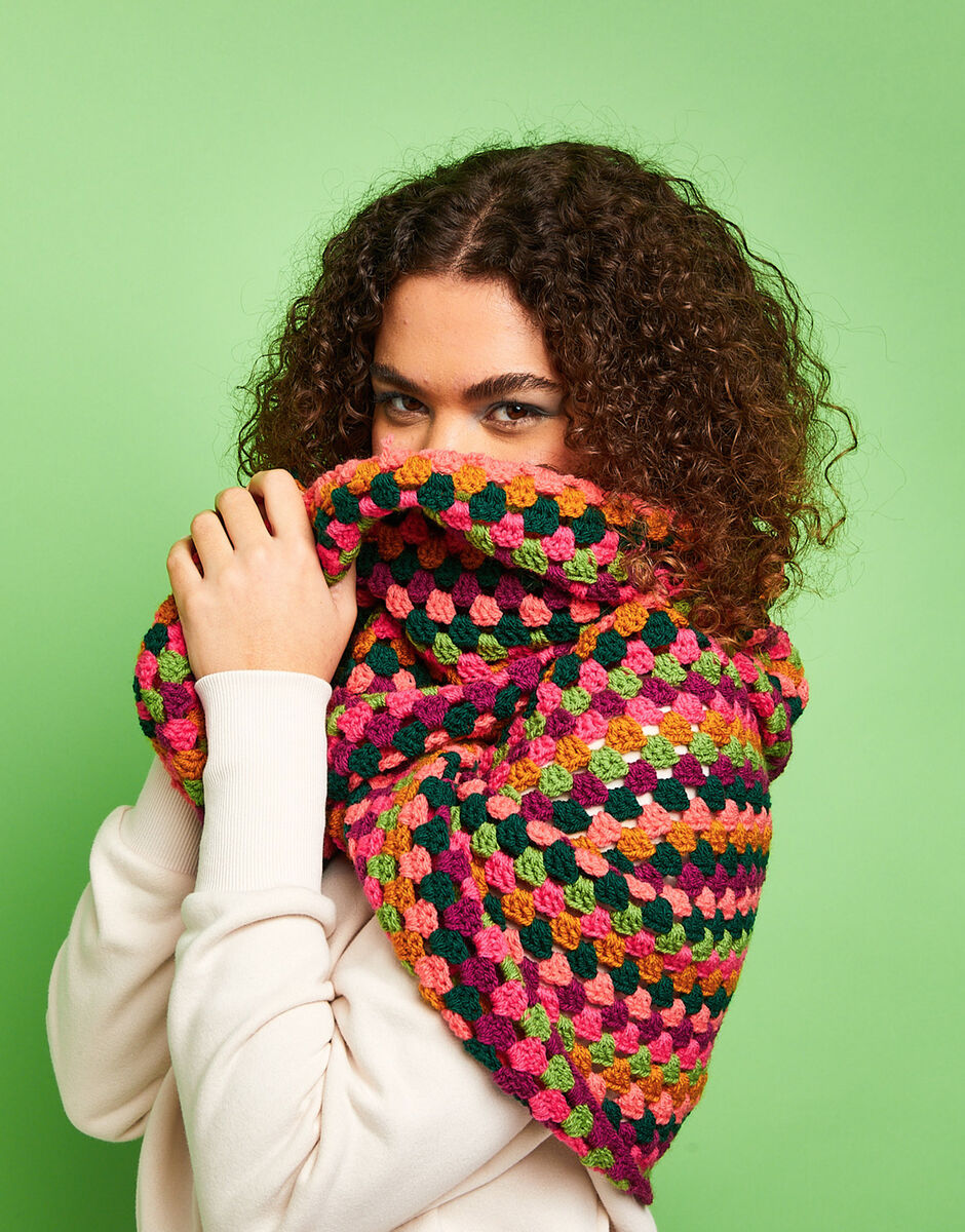 Oversize Cowl Crochet Kit kith & Kin beginner craft set | Sirdar