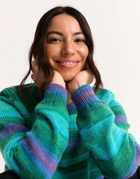 Crew Neck Jumper Knitting Pattern In Hayfield Spirit DK